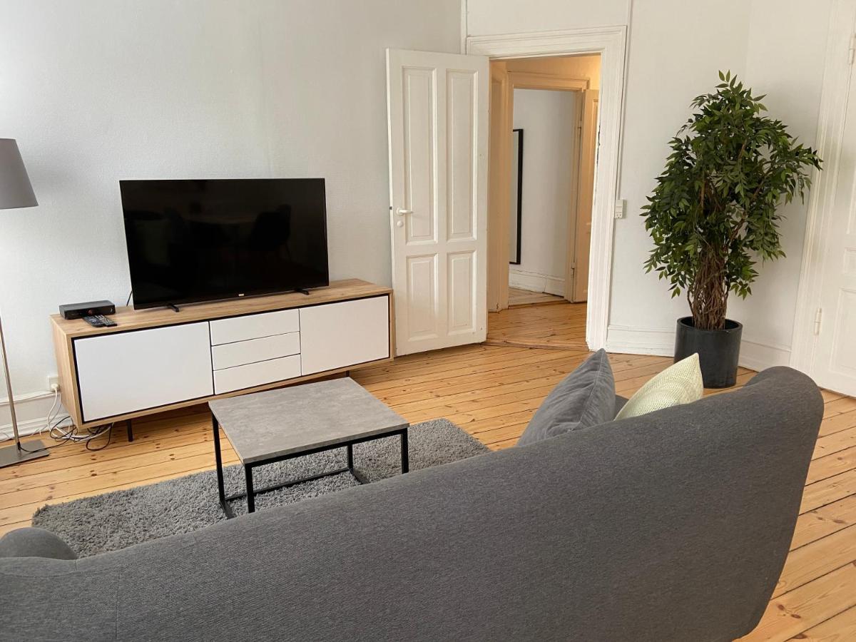 Bright 2-Bedroom Apartment In Elegant Osterbro Copenhaga Exterior foto